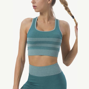 Green Seamless Knitted Yoga Set